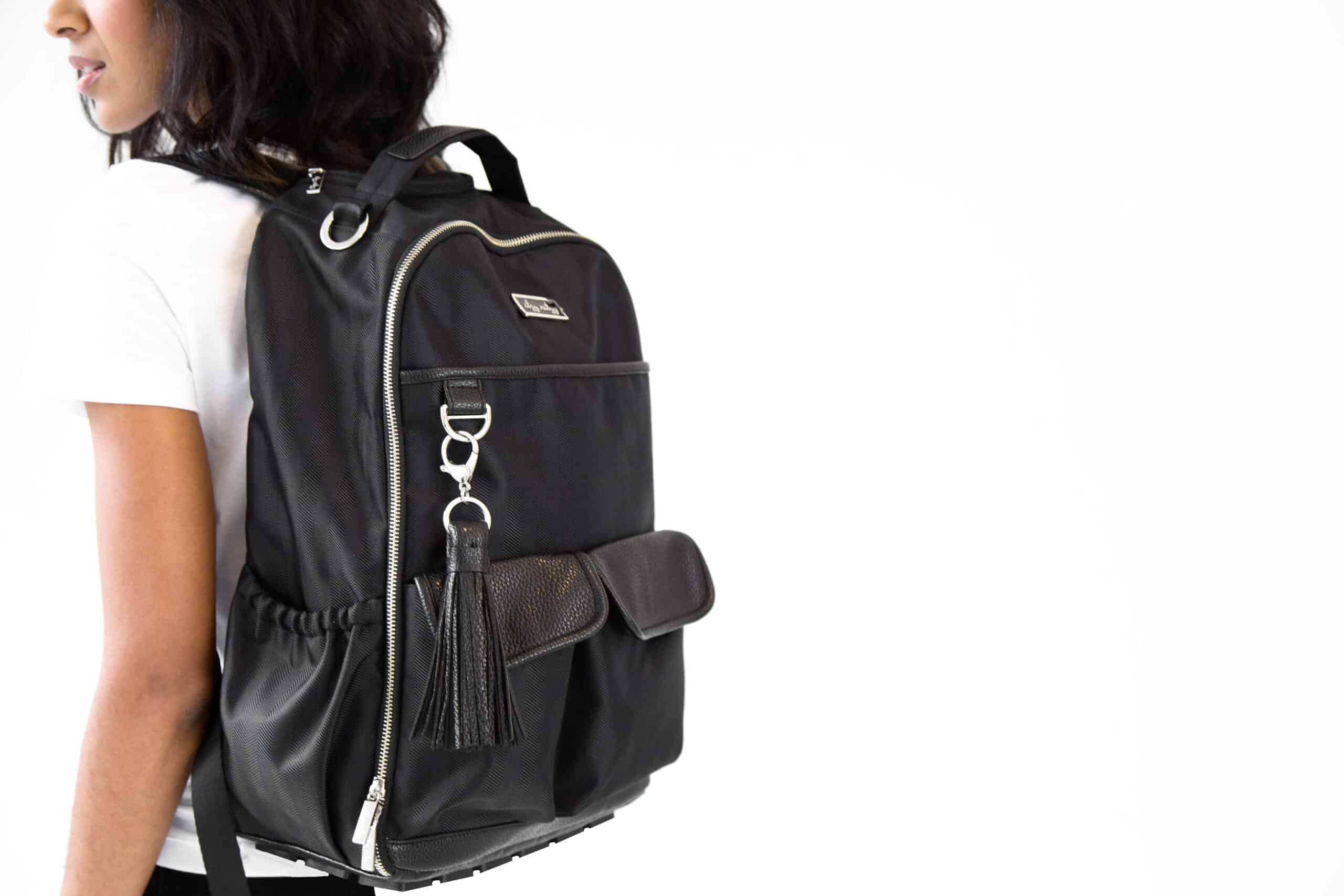 Itzy-Ritzy-Diaper-Bag-DBB1000-Black-Herringbone-Boss-Backpack-14-scaled