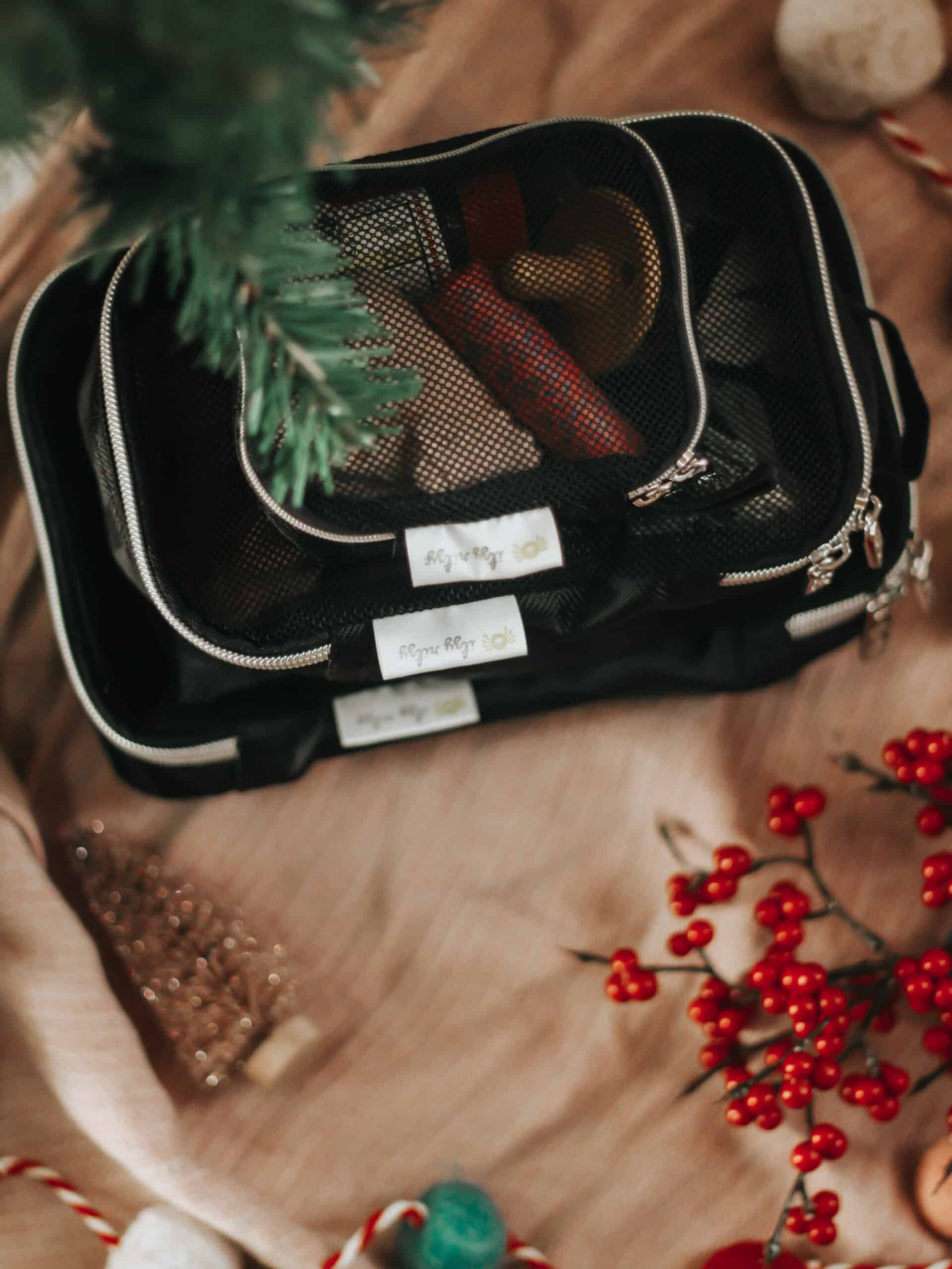 Itzy-Ritzy-Travel-Organizer-PC1000-Black-w-Silver-Hardware-Packing-Cubes-11-scaled